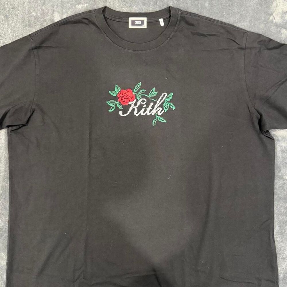 Kith Men's Black T-shirt